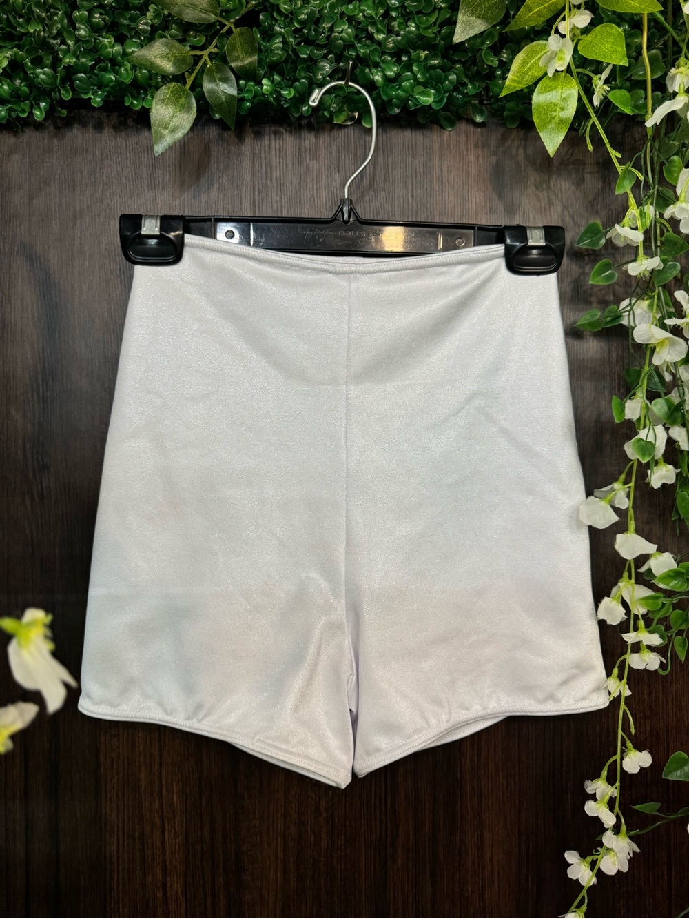 White High Waisted Shorts Elastic Waist S/M